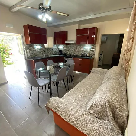 Sappir House Pigadhakia
